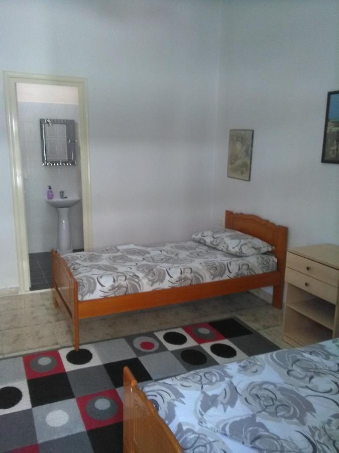 Vila Sula Guesthouse ドゥラス エクステリア 写真